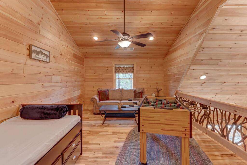 Hot-Tub 6 Seater, Fire-Pit, Master King Bed, Wineries, Pickleball, Resort Amenities Ellijay Exterior foto