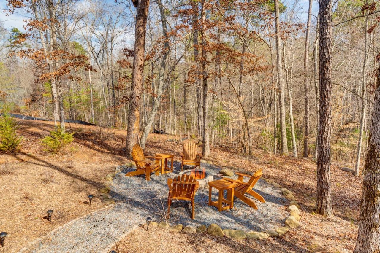 Hot-Tub 6 Seater, Fire-Pit, Master King Bed, Wineries, Pickleball, Resort Amenities Ellijay Exterior foto
